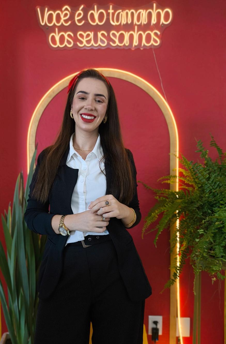 Team member: Dieuvana Pommer